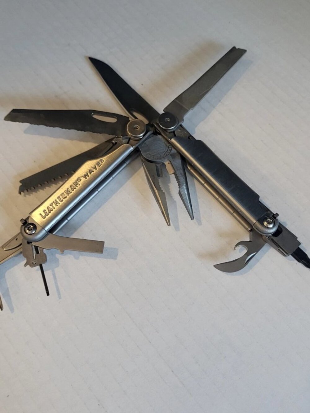 Leatherman Wave Multi Tool Screwdriver Knife File Pliers With Nylon Sheath